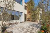 Sonnenterrasse mit Außenkamin - Einfamilienhaus mit 145,00 m&sup2; in Berlin zum Kaufen