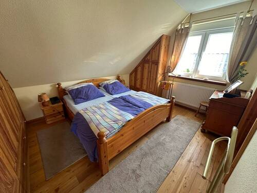 Schlafzimmer (DG) - 