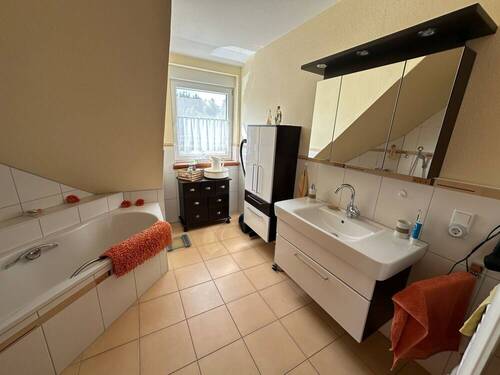 Badezimmer (DG) - 