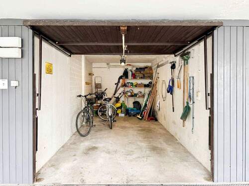 Garage - 