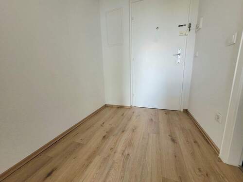 Diele 2 - 2 Zimmer Etagenwohnung in Essen