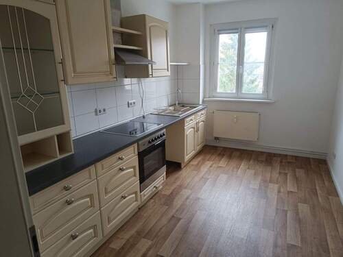 Einbauküche - Von leer bis liebevoll: Wohnung mit optionaler Einbauküche sucht Nachmieter