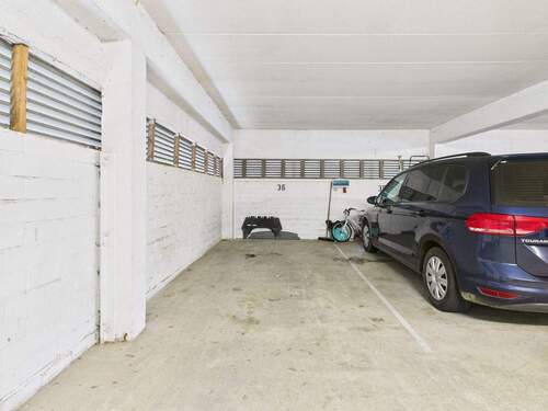 Parkplatz - 4 Zimmer Etagenwohnung zum Kaufen in Ingolstadt