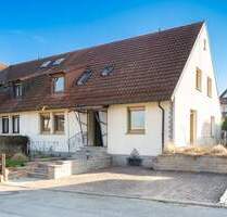 Doppelhaushälfte mit Garten in Reichenberg