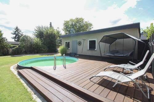 Poolbereich - 4 Zimmer Einfamilienhaus zum Kaufen in Blankenfelde-Mahlow