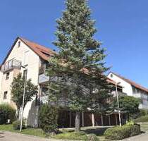 Frei: 2-Zimmer-Eigentumswohnung zusätzlich mit ausgebautem Spitzboden, Balkon und Einzelgarage! - Leutenbach