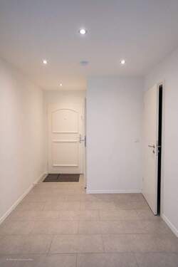 Diele - 2 Zimmer Terrassenwohnung zur Miete in Taufkirchen