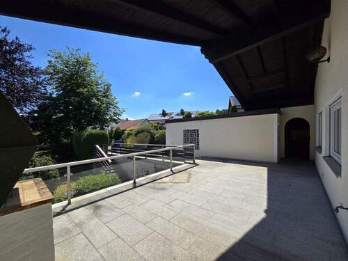 Terrasse EG - 