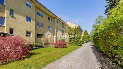 Außenansicht 1 - Sofort verfügbare 2-Zimmer-Wohnung mit Balkon