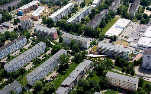 Ansicht 1 - 4 Zimmer Etagenwohnung zur Miete in Zwickau