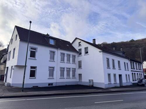 Ansicht - Zentral gelegenes MFH mit 4 Wohnungen und weiteren Optionen