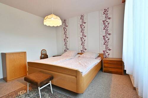 Schlafzimmer EG - 
