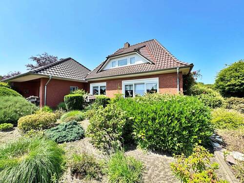 Außenansicht - 7 Zimmer Mehrfamilienhaus, Wohnhaus zum Kaufen in Apen / Vreschen-Bokel