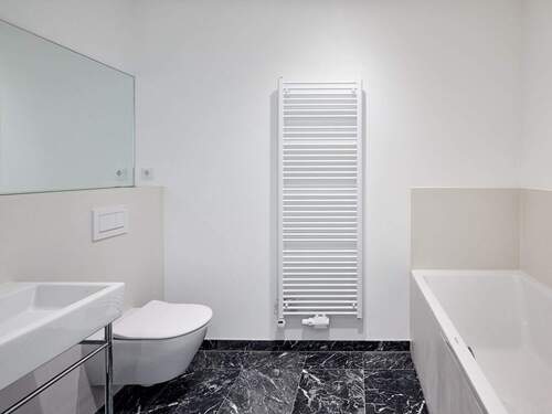 Bad - Etagenwohnung mit 117,00 m&sup2; in Berlin zum Kaufen