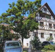 Charmantes Wohn- Geschäftshaus mit Lokal und Biergarten und Ausbaureserve im DG! - Gärtringen
