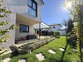 Überdachte Terrasse - Einfamilienhaus mit 184,00 m&sup2; in Weißenhorn zum Kaufen