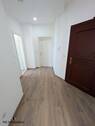 Flur - Etagenwohnung mit 68,40 m&sup2; in Chemnitz zur Miete