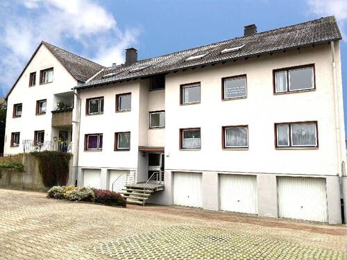 Garagenzufahrt - 2 Zimmer Etagenwohnung zur Miete in Dortmund