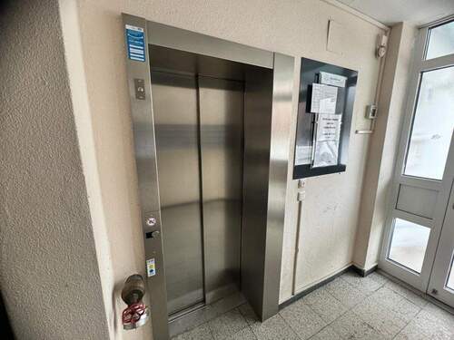 Fahrstuhl - 