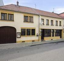 Herz des Dorfes, Bühne für Visionen und Zuhause mit Zukunft. Die Kneipe in Selfkant - Höngen! - Selfkant / Höngen