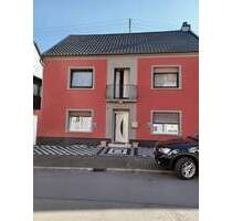 Geräumiges Familienhaus mit Terrasse und Modernisierung in Völklingen