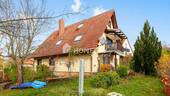 Außenansicht 3 - Ruhig gelegenes Mehrfamilienhaus mit 3 WE, Gartenidylle und attraktivem Entwicklungspotenzial