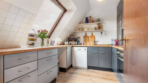 1. OG Küche 1 - 1 Zimmer Mehrfamilienhaus, Wohnhaus in Puschendorf
