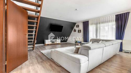 1. OG Wohnzimmer 1 - Mehrfamilienhaus, Wohnhaus mit 290,00 m&sup2; in Puschendorf zum Kaufen