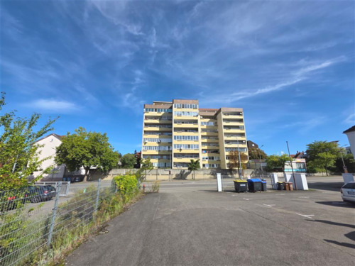 Südansicht - Stadtnahe Wohnung mit Garage und Aufzug. - sofortiger Selbstbezug.