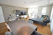 ca. 8 m² Balkon - 
