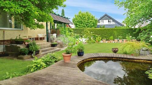 Blick zur Terrassse - 5 Zimmer Einfamilienhaus in Berlin