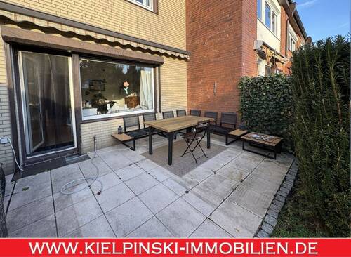 Gartenansicht - Gut geschnittenes 3-Zi.-Mittelreihenhaus in einer Seitenstraße nahe Langenhorn Markt!