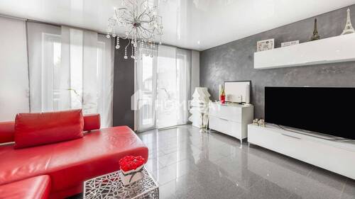 1. OG Wohnzimmer 1 - 