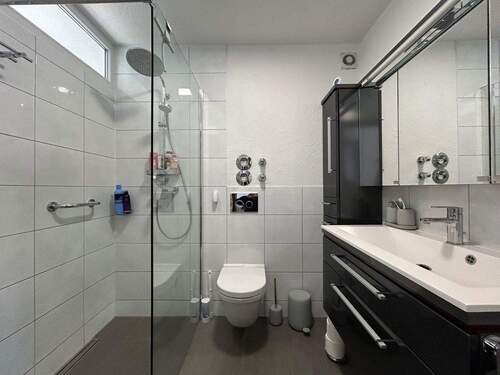 Bad ebenerdige Dusche - 