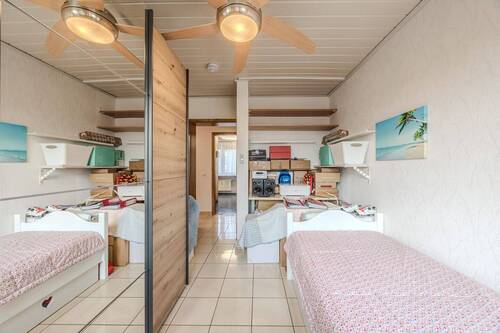 Kinderzimmer/ Büro/ Gästezimmer - 