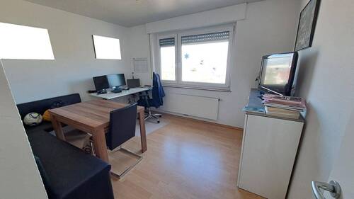Büro / Esszimmer / Kinderzimme - 