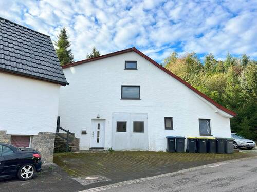 Einfahrt_Deele - 1 Zimmer Einfamilienhaus zum Kaufen in Dörentrup