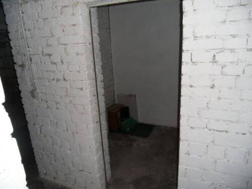 Keller, einer von drei ! - 