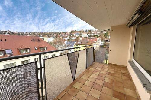 Balkon - 2 Zimmer Etagenwohnung zum Kaufen in Stuttgart