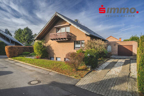 Titelbild - 6 Zimmer Einfamilienhaus zum Kaufen in Stolberg (Rheinland)