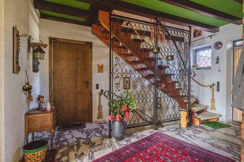 Diele - Einfamilienhaus mit 194,00 m&sup2; in Stolberg (Rheinland) zum Kaufen