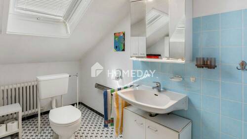 1. OG Badezimmer 1 - 