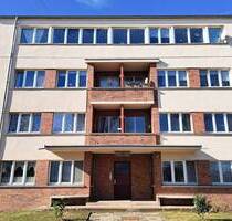 Wohlfühlen in Zwenkau Gemütliche 2-Raum-Wohnung mit Einbauküche