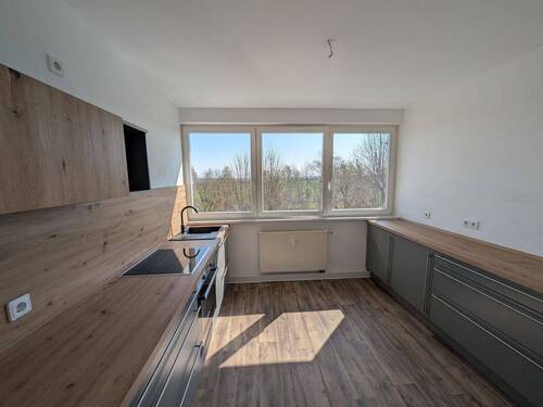 Küche - 2 Zimmer Etagenwohnung zur Miete in Zwenkau