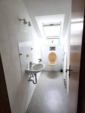 WC - 