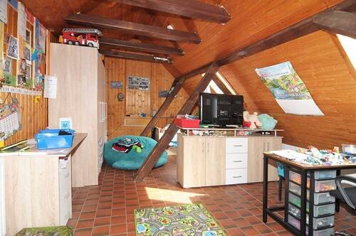 Hinterhaus Kinderzimmer DG - 