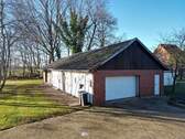 Außenansicht Garage - 5 Zimmer Einfamilienhaus zum Kaufen in Petershagen