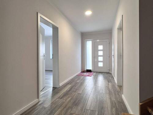 Eingangsbereich - Doppelhaushälfte mit 190,00 m&sup2; in Drochtersen zum Kaufen