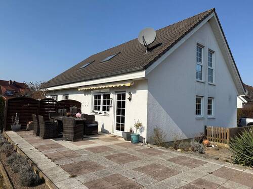 24331 LooseImmo Außenansicht Terasse - 8 Zimmer Mehrfamilienhaus, Wohnhaus zum Kaufen in Pönitz