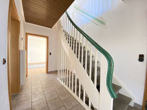 Diele EG - 6 Zimmer Einfamilienhaus in Eschweiler